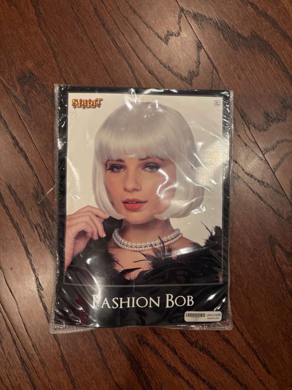 Spirit Short Silver Fashion Bob Wig